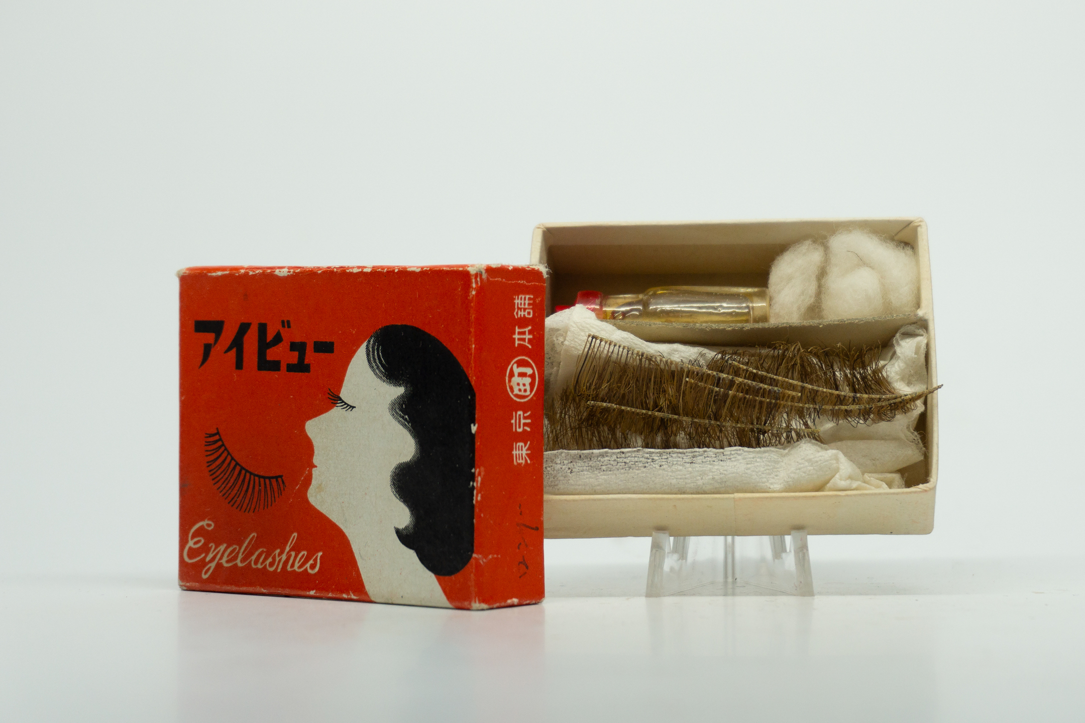 Eyeview False Eyelashes with Glue