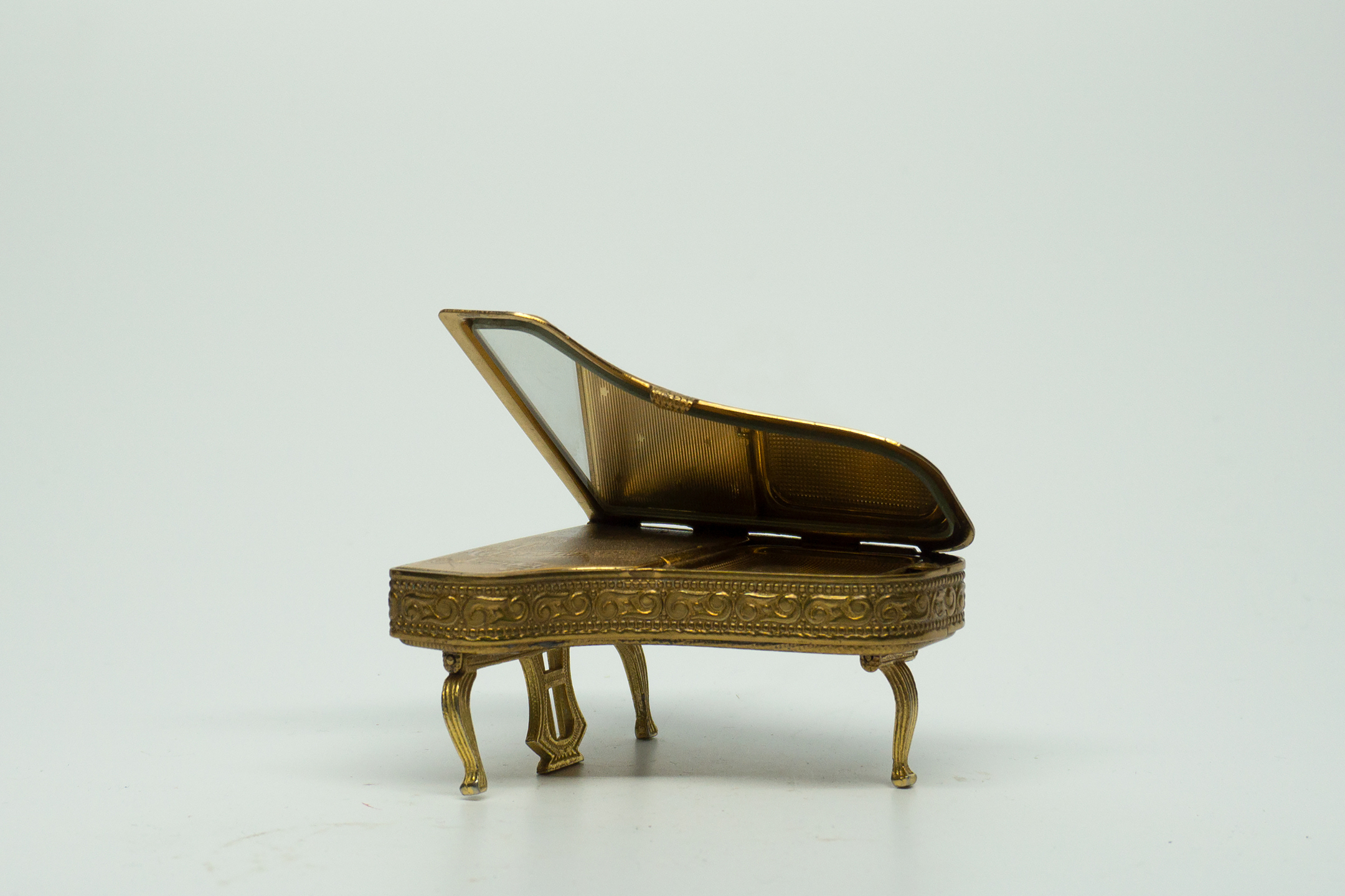 Pygmalion Sonata Compact 