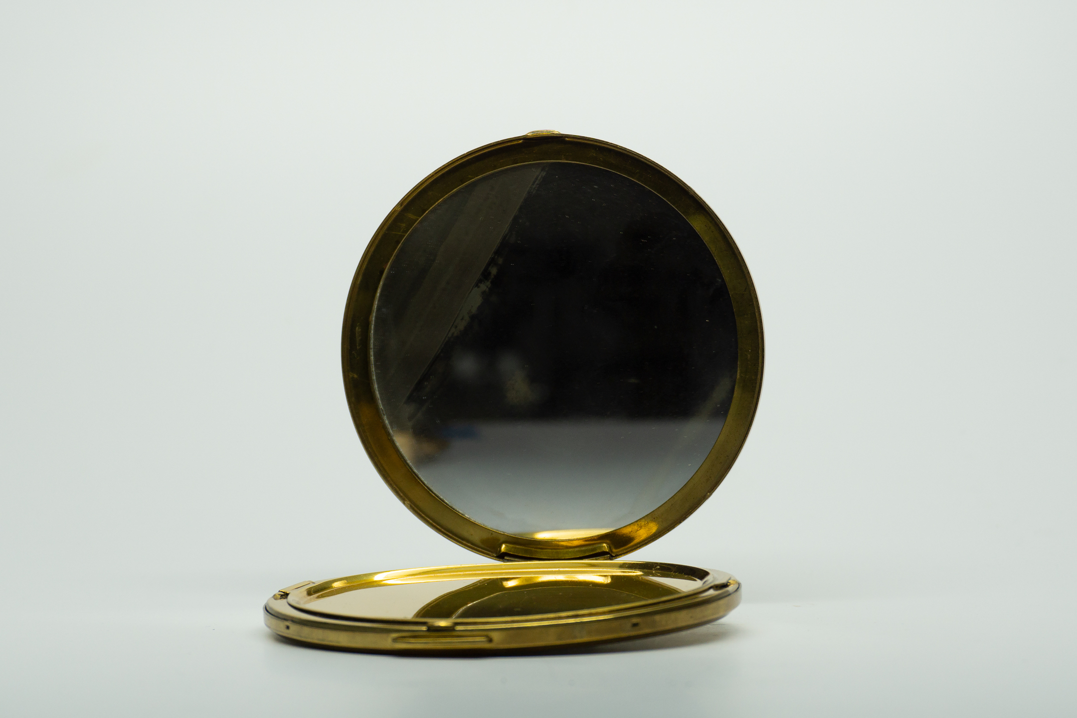 Le Rage Rendezvous Compact