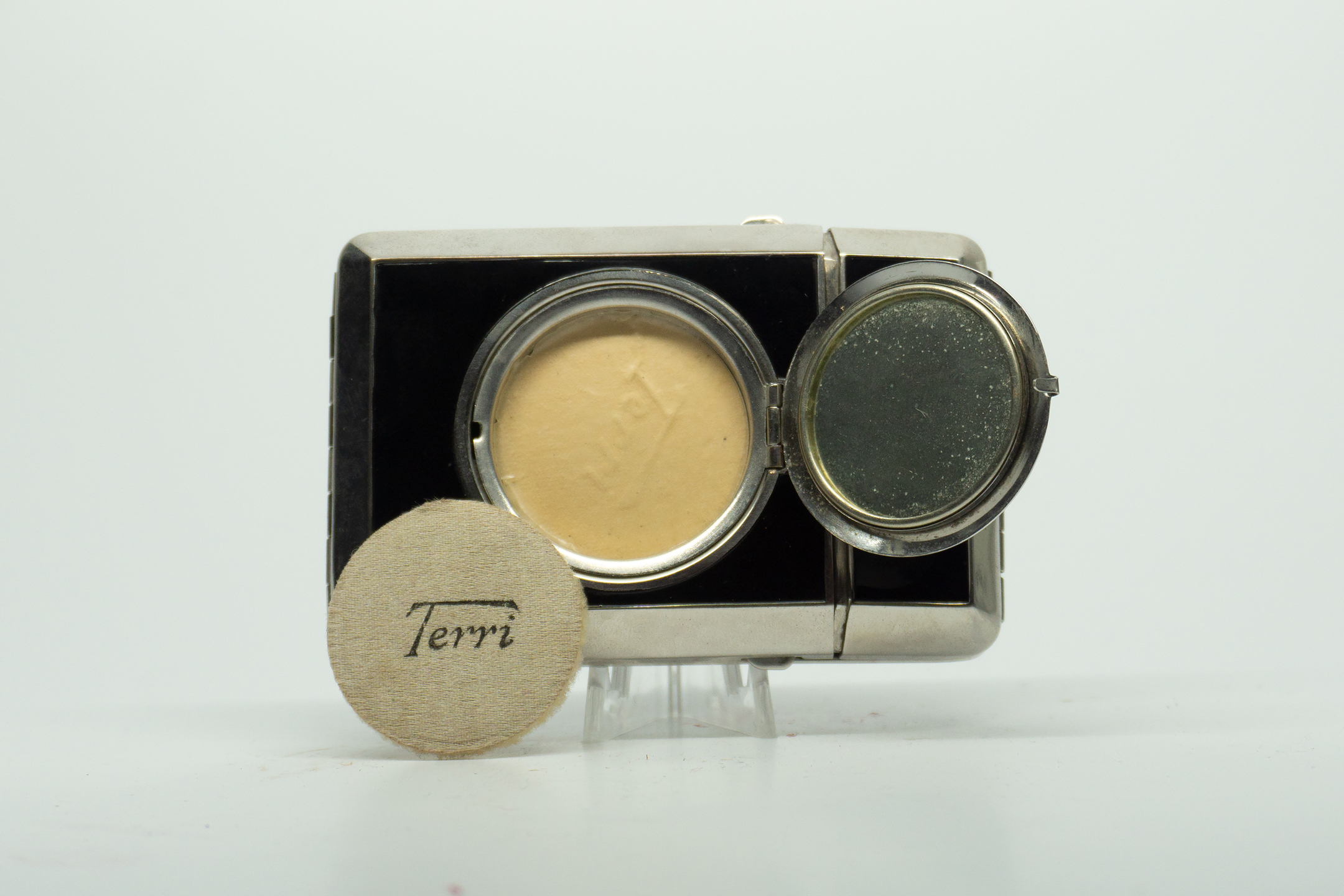 Terri Triple Compact
