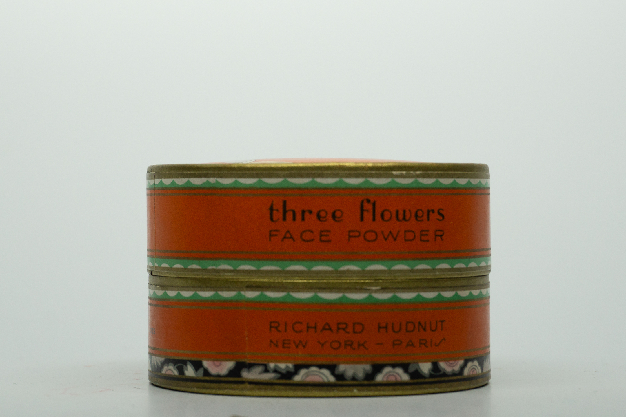 Richard Hudnut Three Flowers Face Powder