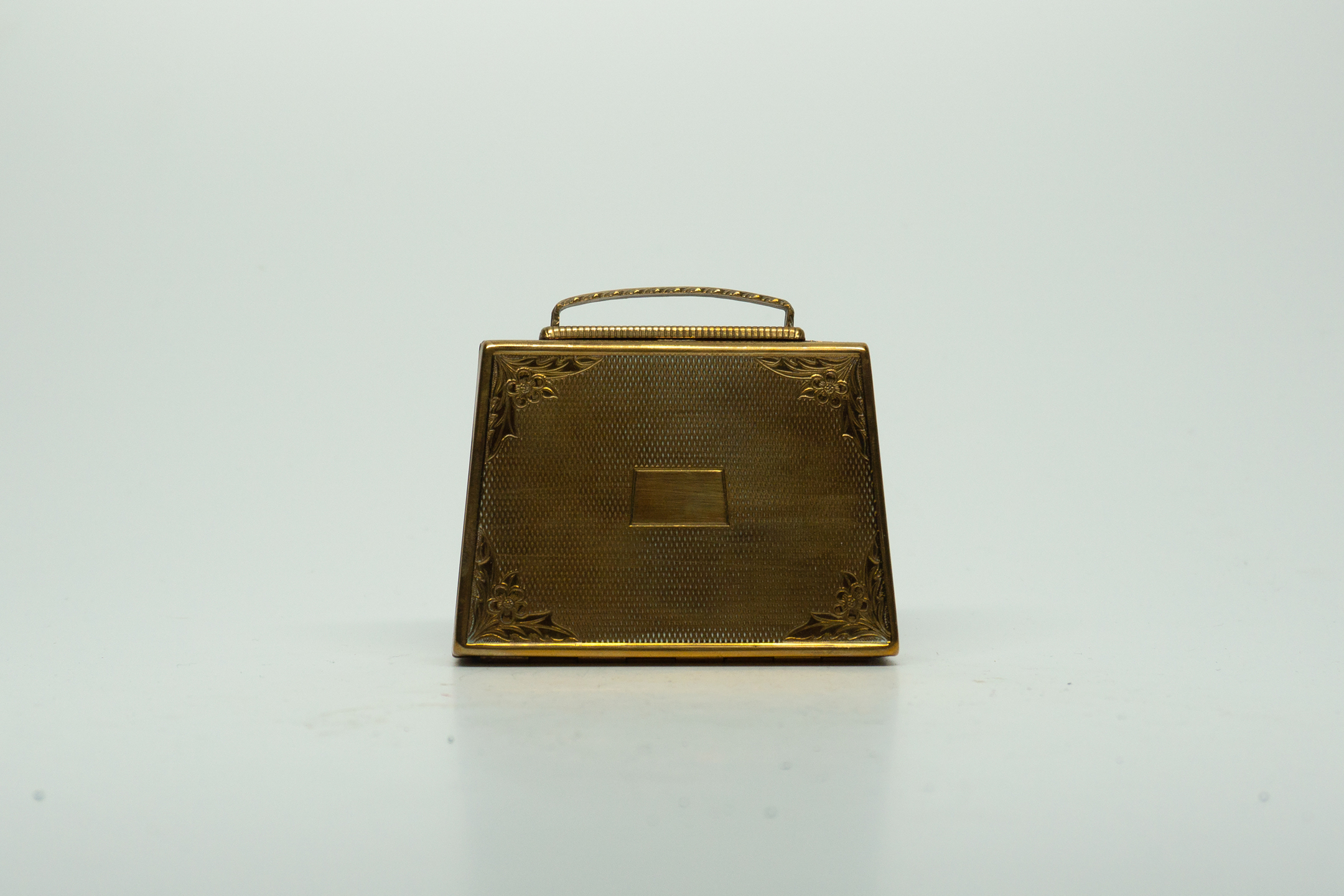 Mascot Suitcase Compact