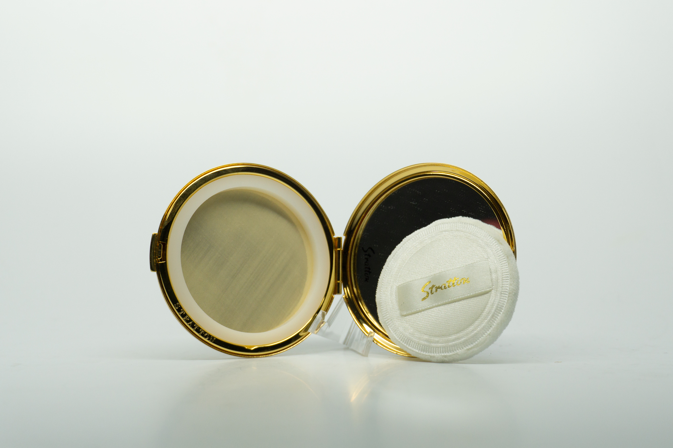 Elvis Presley Stratton Compact