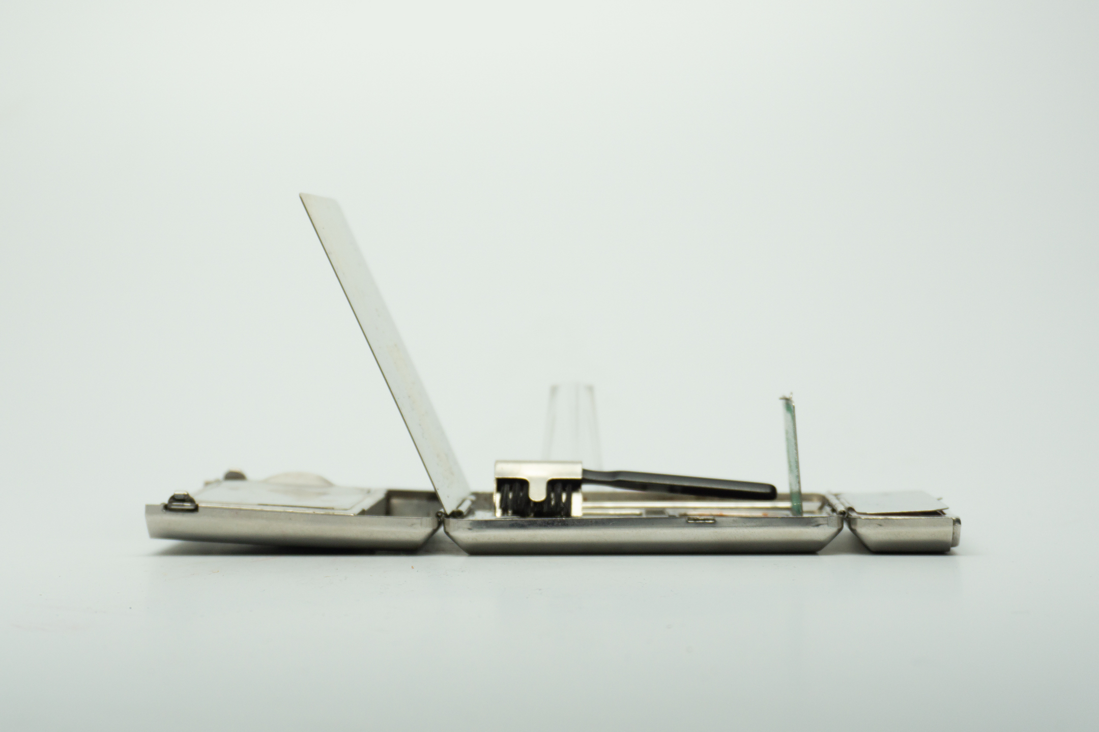 Terri Triple Compact