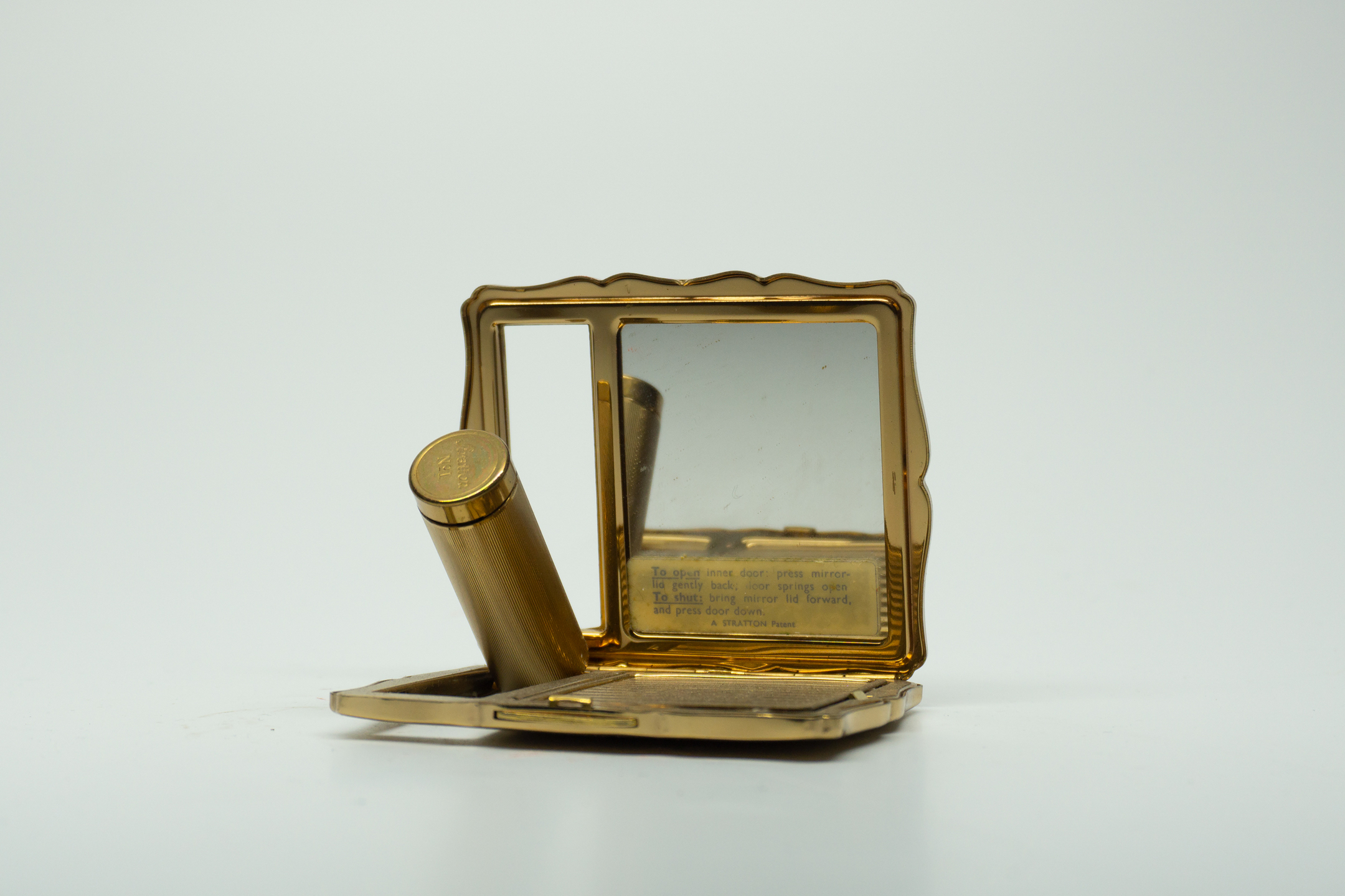 Stratton Combined Powder and Lipstick Compact