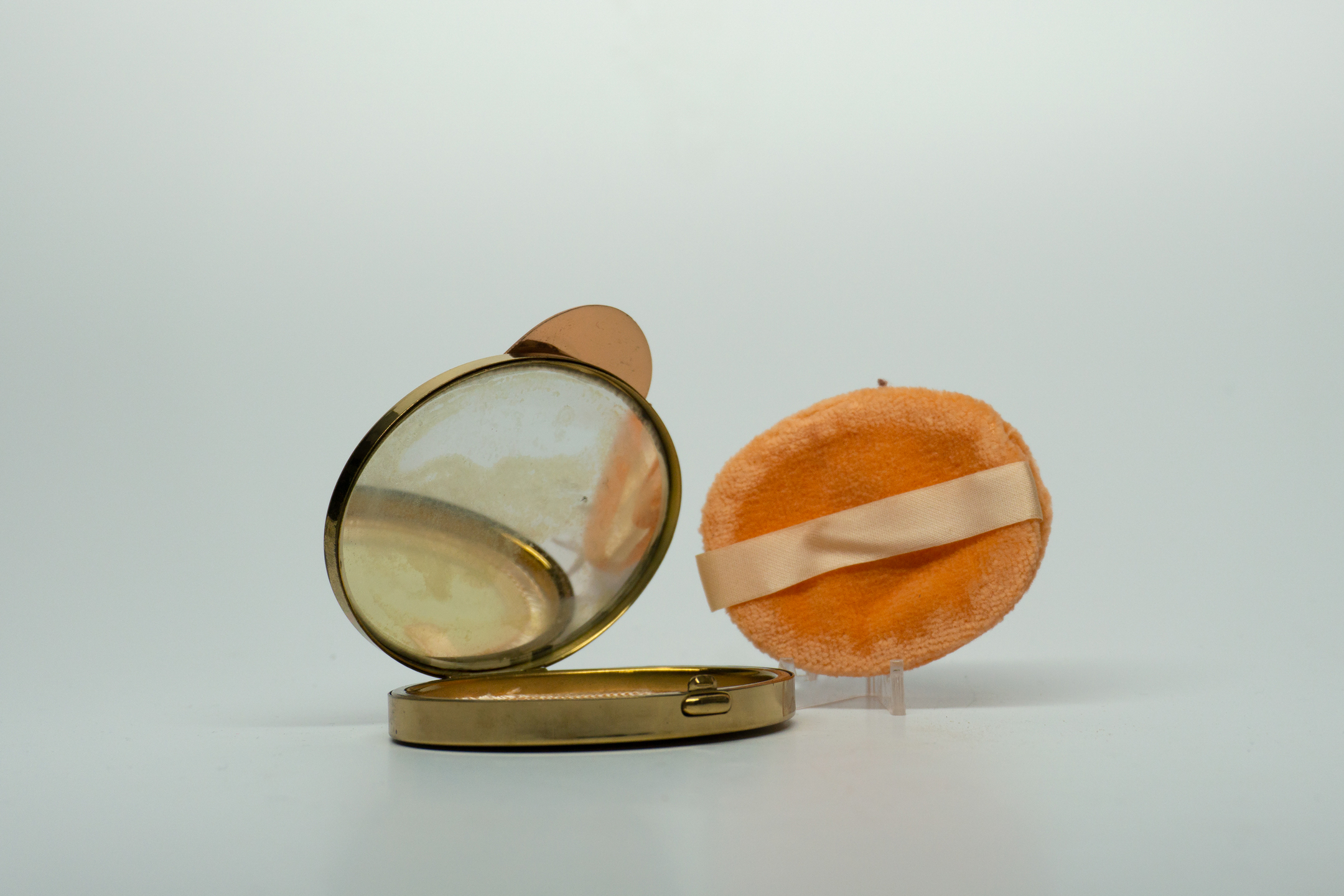 1940s Military Hat Compact