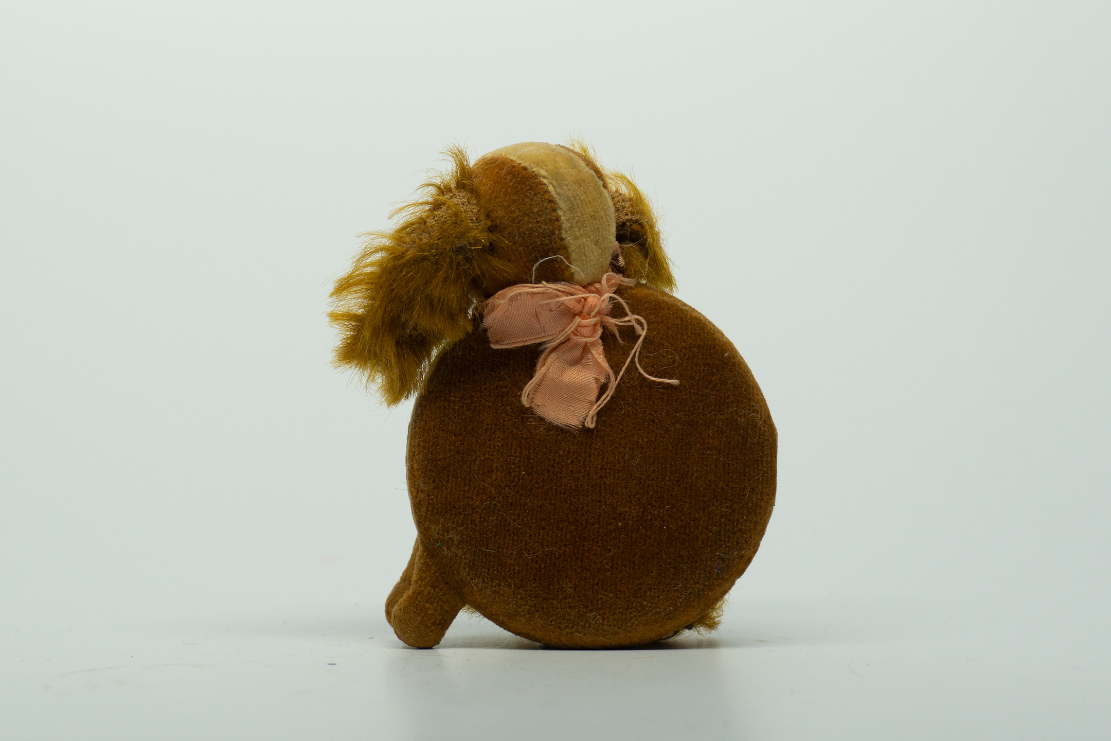 Schuco Velveteen Dog Compact