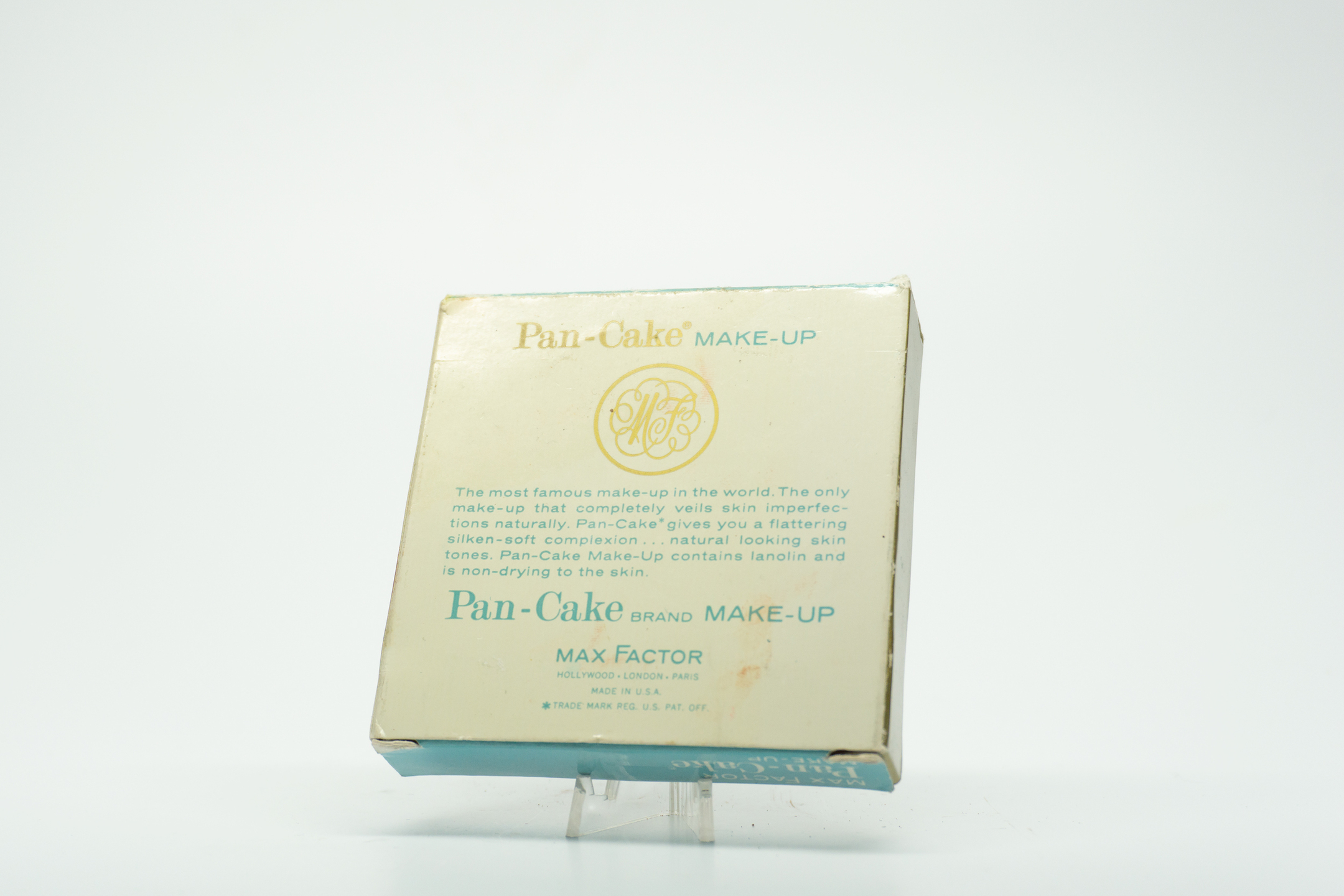 Max Factor Pan-Cake Foundation