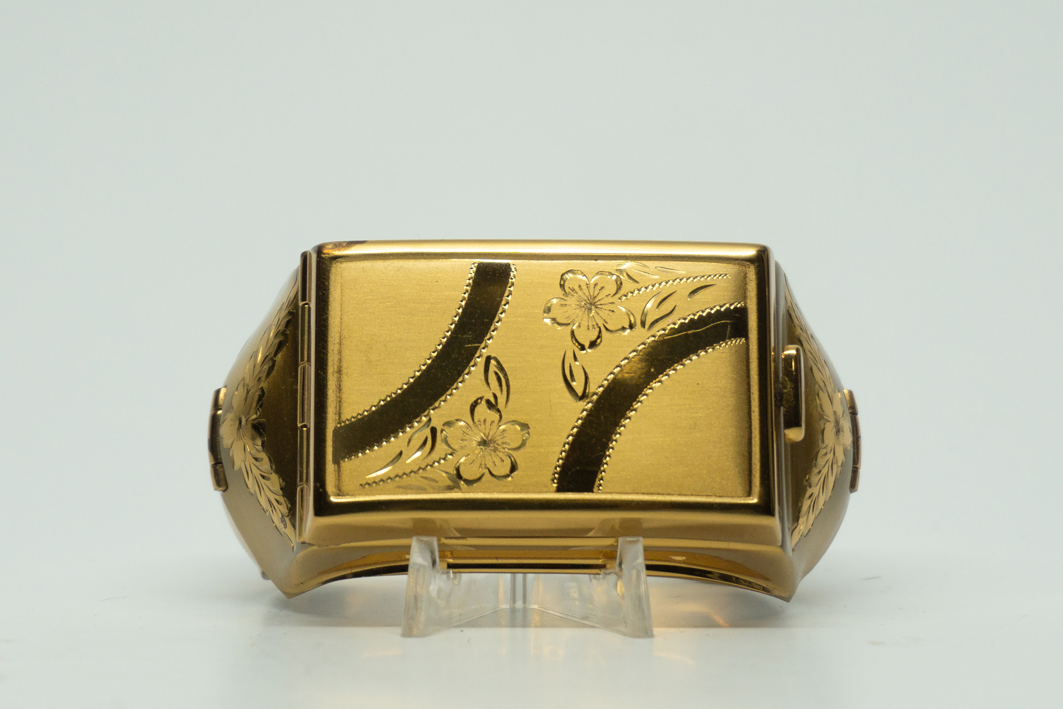 Kotler and Kopit Bracelet Compact
