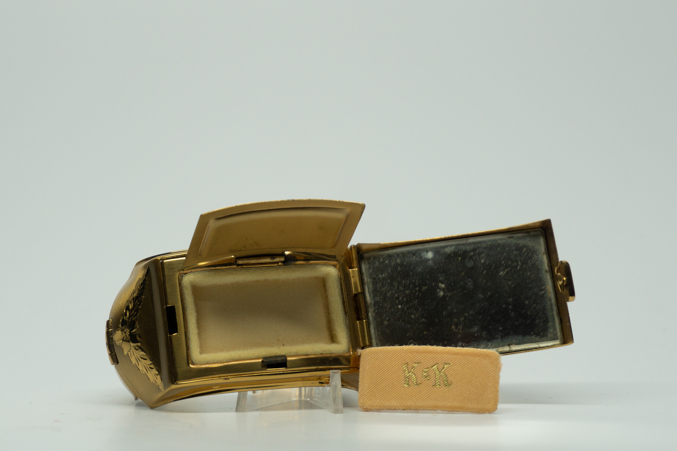 Kotler and Kopit Bracelet Compact