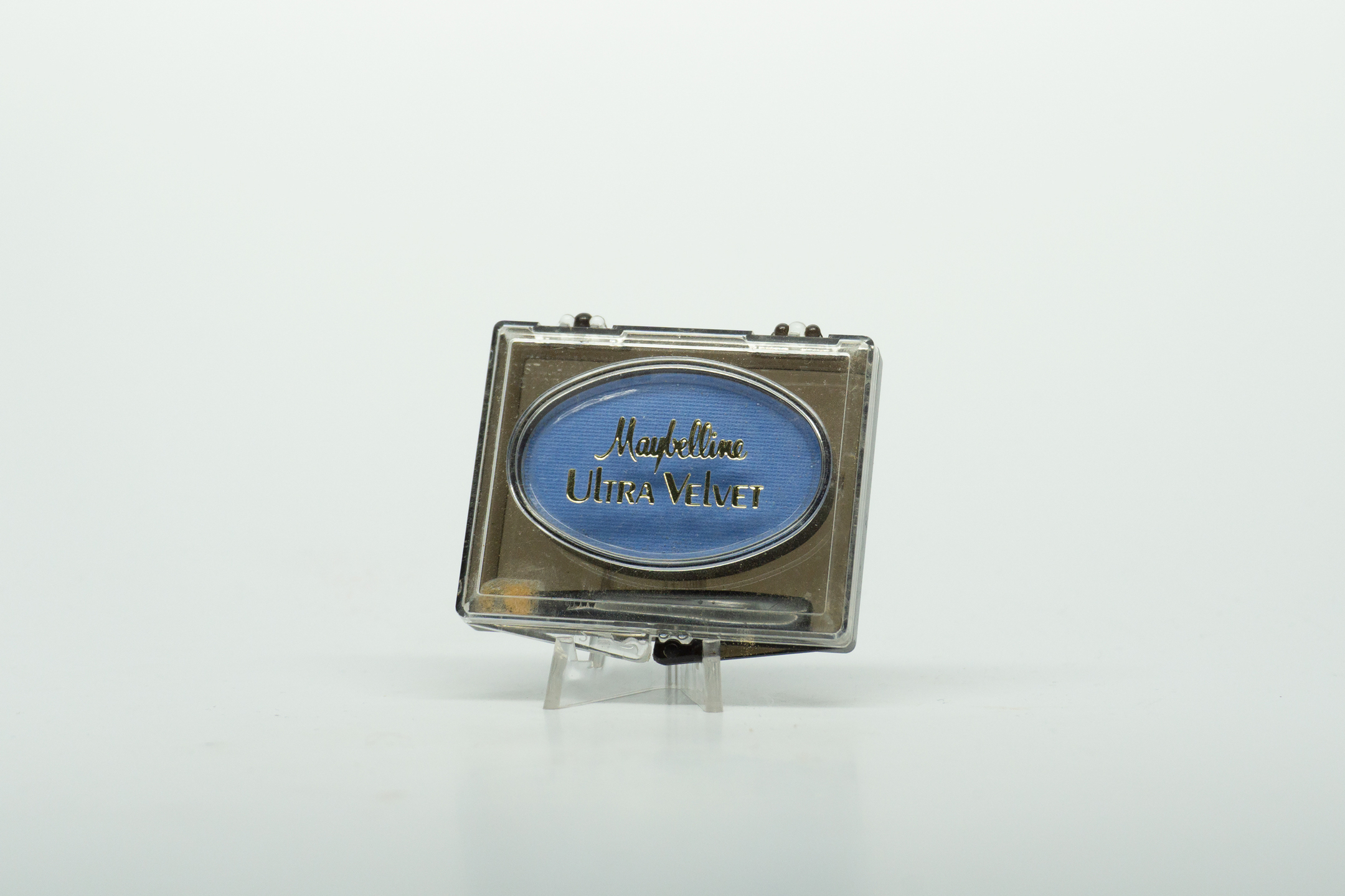 Maybelline Ultra Velvet Eyeshadow