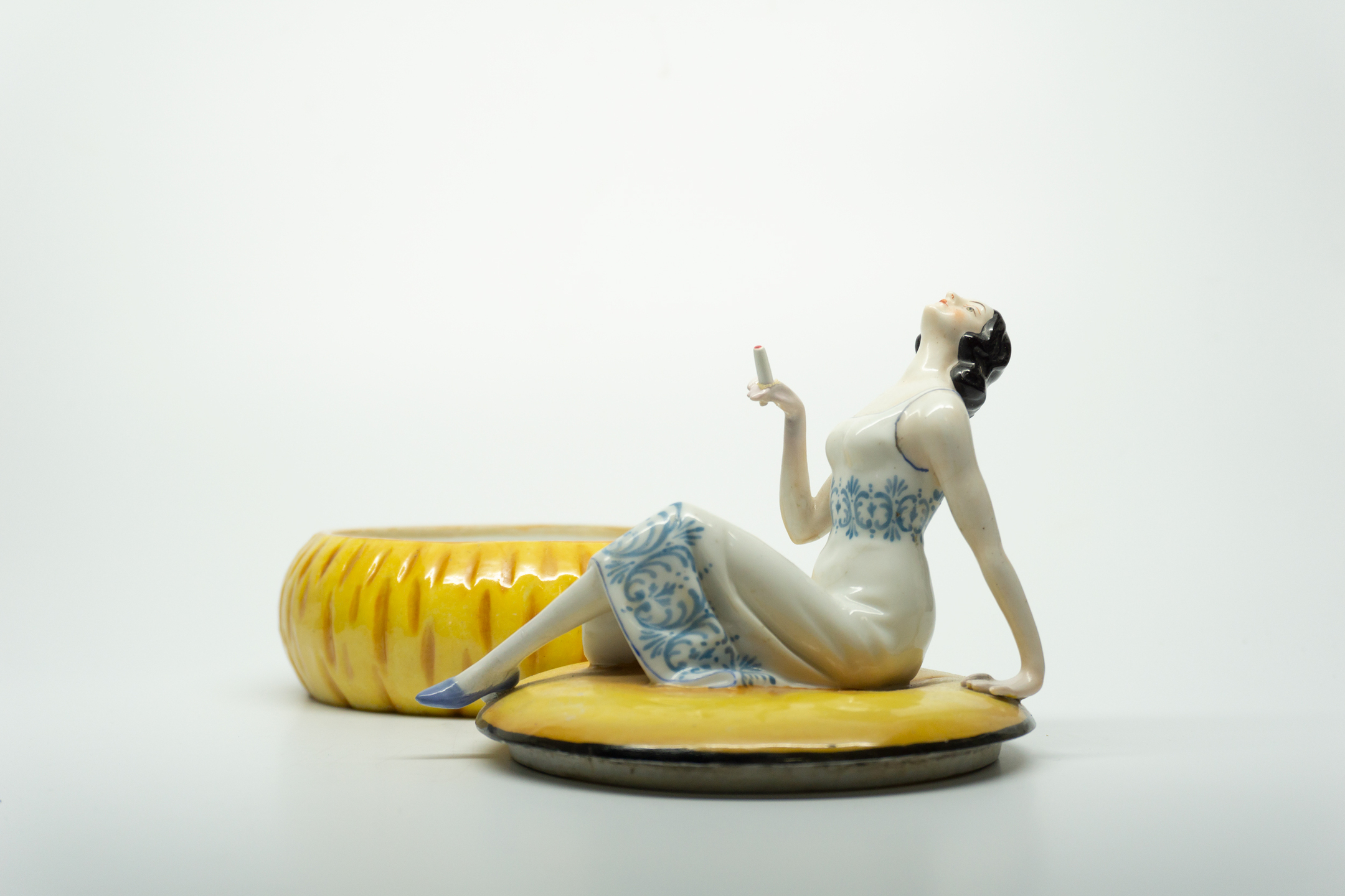 Ernst Bohne Sohne Powder Jar