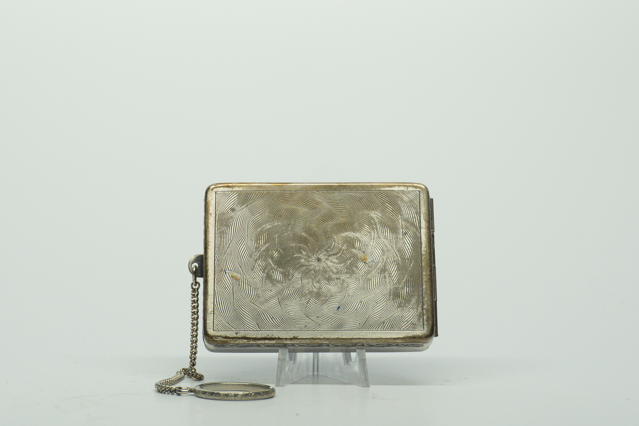 Karess Dazzling Dancers Compact