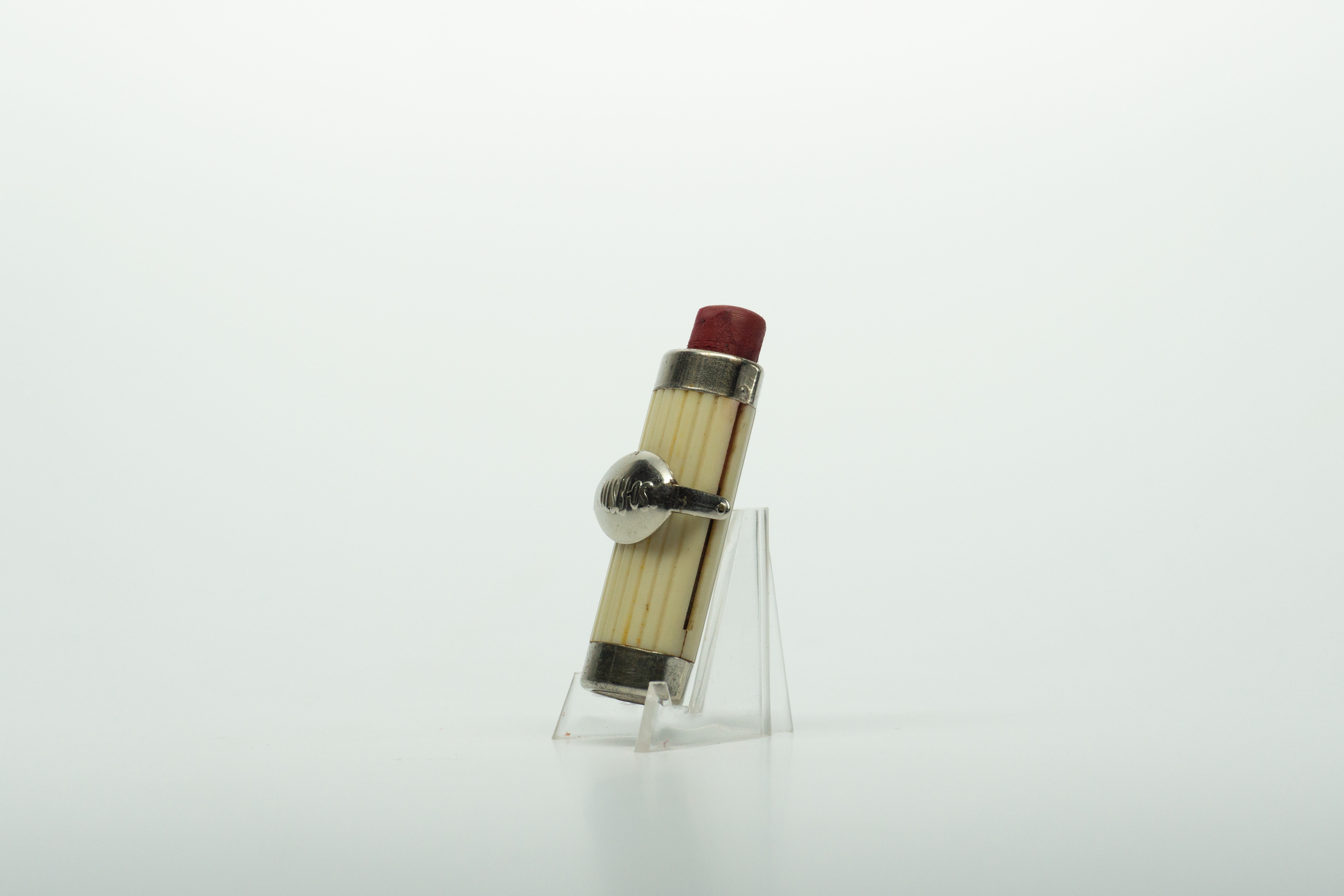 So-Fistik Flipstick Lipstick